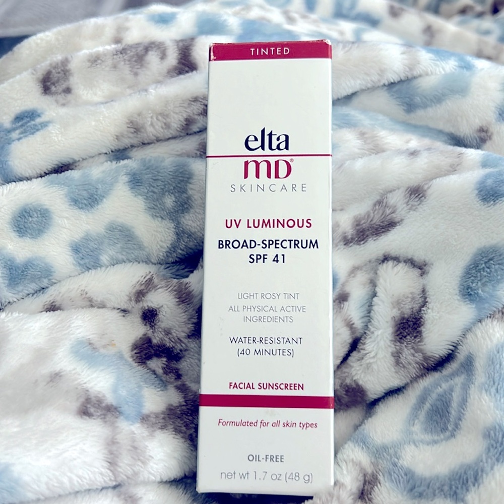 Elta MD UV luminous Broad-Spectrum SPF 41 Facial Sunscreen